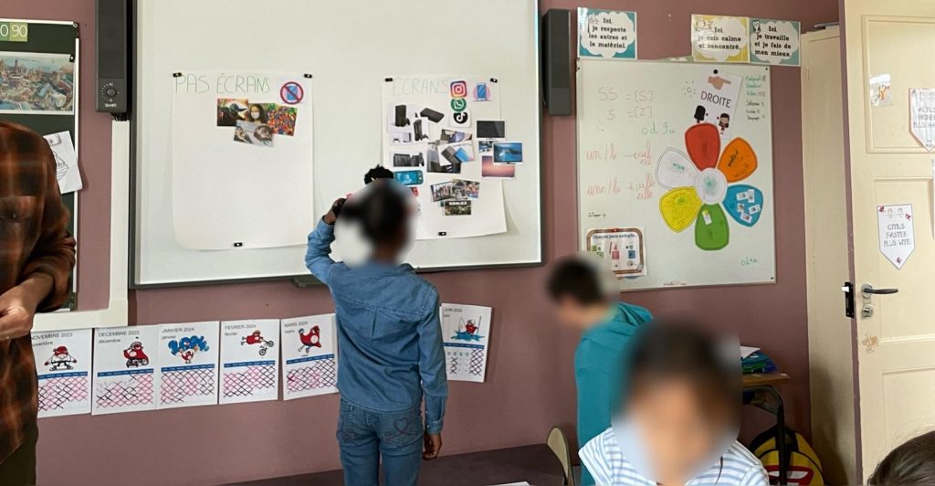 Intervention « écrans » École Guy de Maupassant Truyes